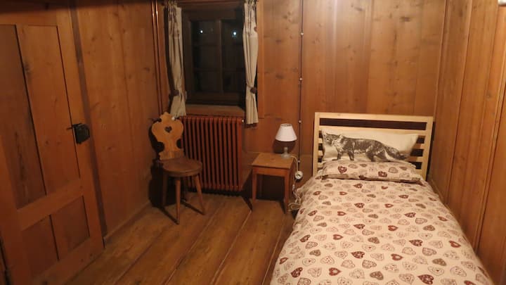 Една стая, изработена от дърво