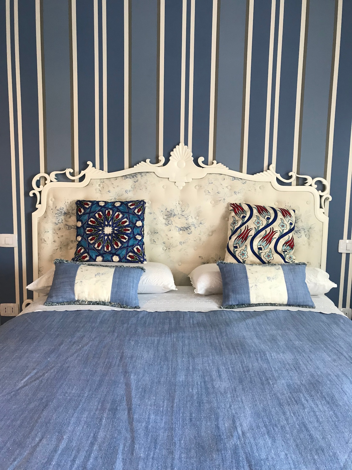 Slaapkamer, geheugenvormmatras.

Slaapkamer, geheugenvormmatras