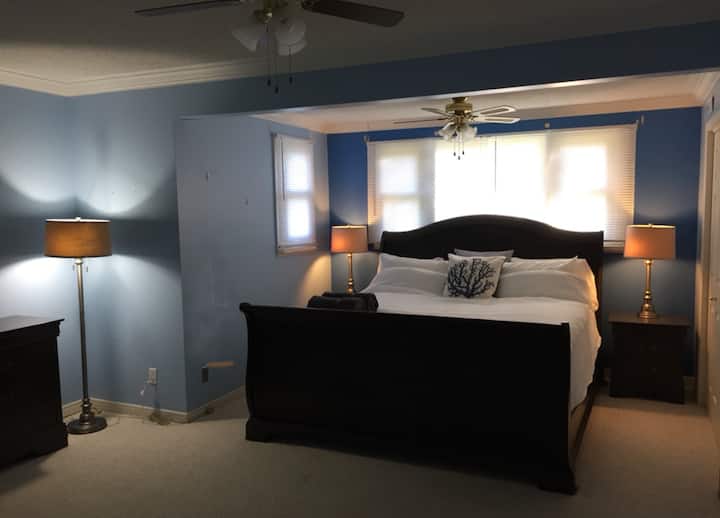 Dormitorio de tamaño king