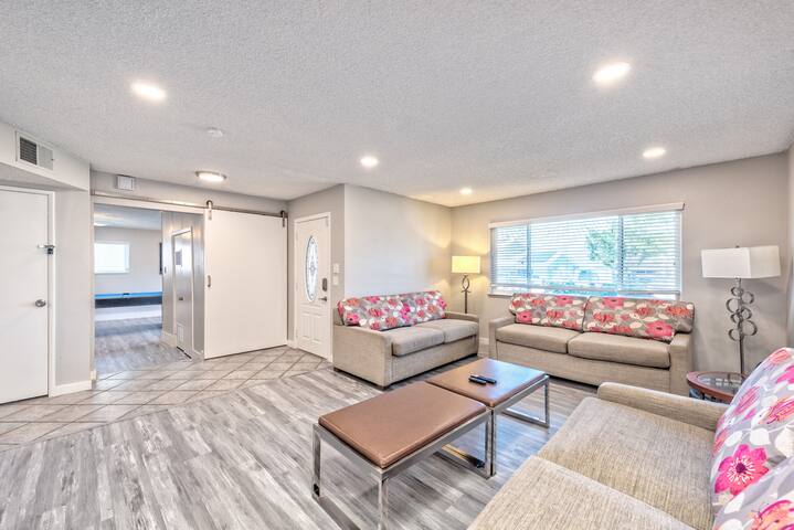 Blissful Home, Early check-in if available! gallery image 4