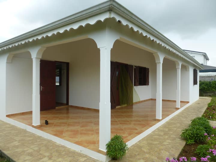 Family Villa in the center of Guadeloupe Houses for Rent in Baie