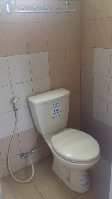 kloset duduk