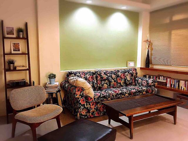 「輕移居」，歡迎長租者31晚以上詢問。兩個月以上另有不同優惠