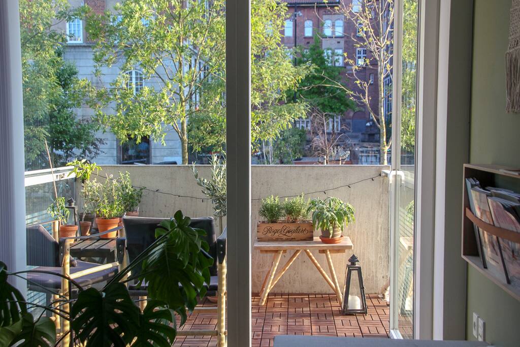 Balcony overlooking the canal