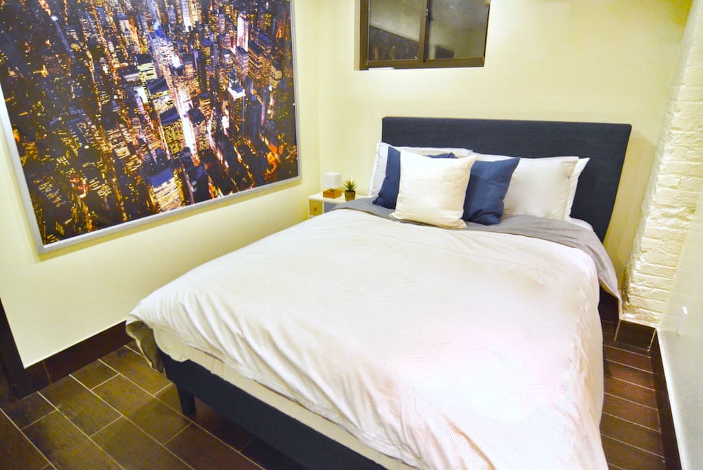This hotel-quality queen sized bed will ensure you get a great night of rest during your trip to New York City.
