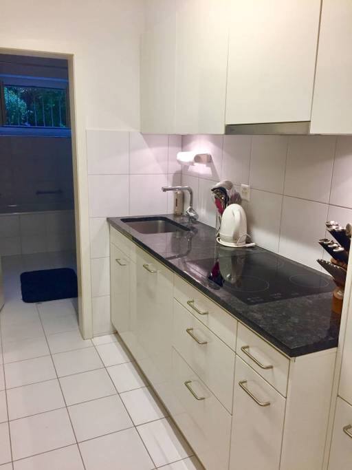 Fully equipped kitchen, with dishwasher