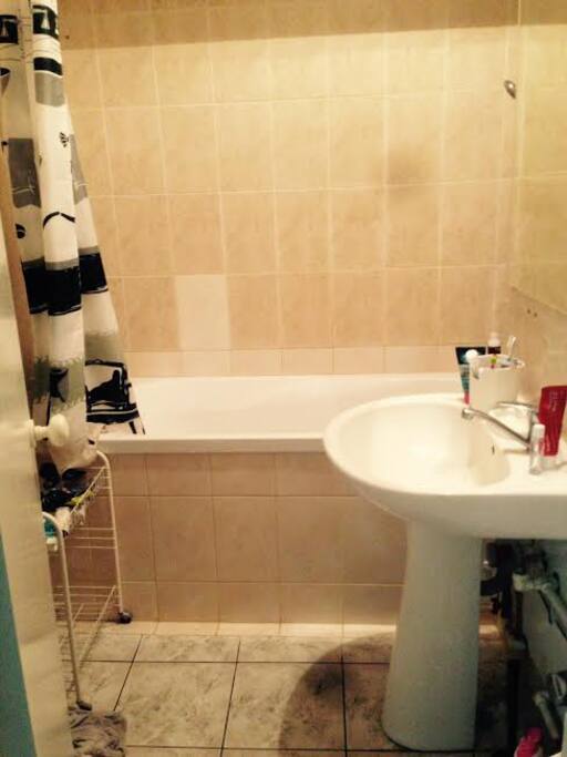 Main bathroom