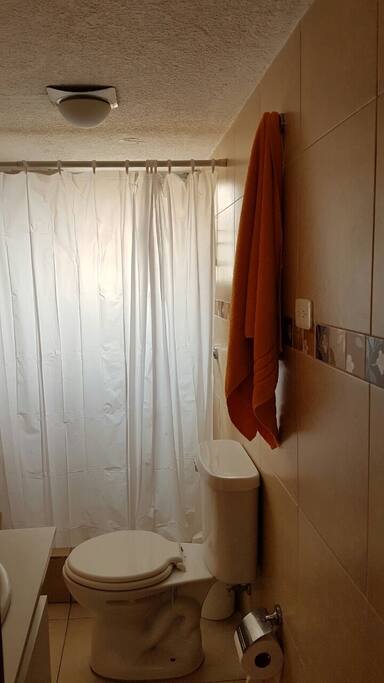Otra vista del baño