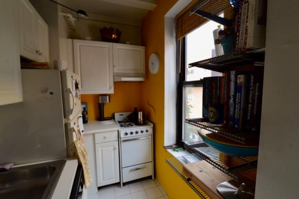 Kitchen. Cappuccino & Vitamix to your left.