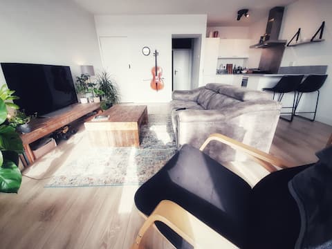 Spacious Apartment with amazing view at 9th floor