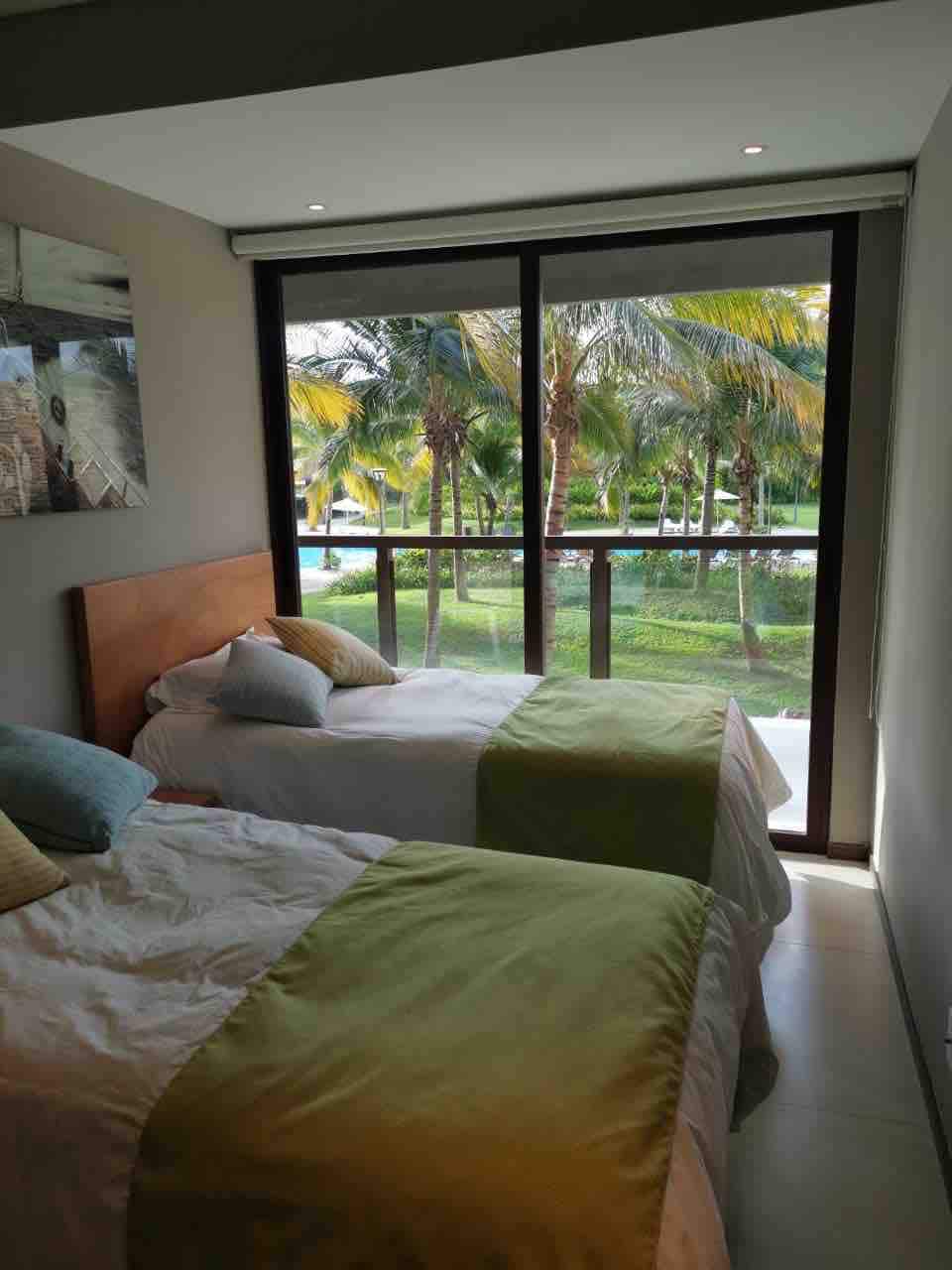 Recámara camas individuales con baño 