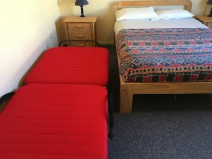 Zwei neue Ausziehbetten