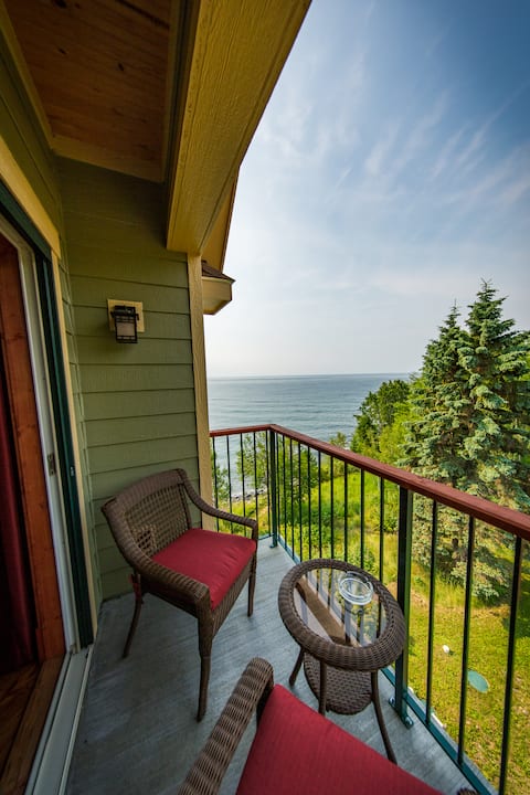 Croftville Road Cottages #8. On Lake Superior.