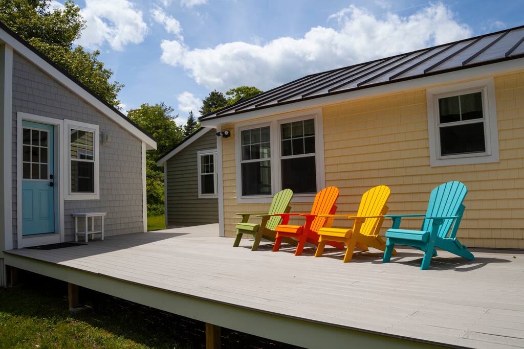 Enjoy the sunshine on the rear deck.