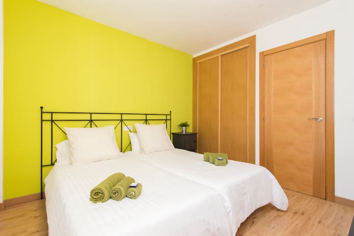 Private room with WIFI