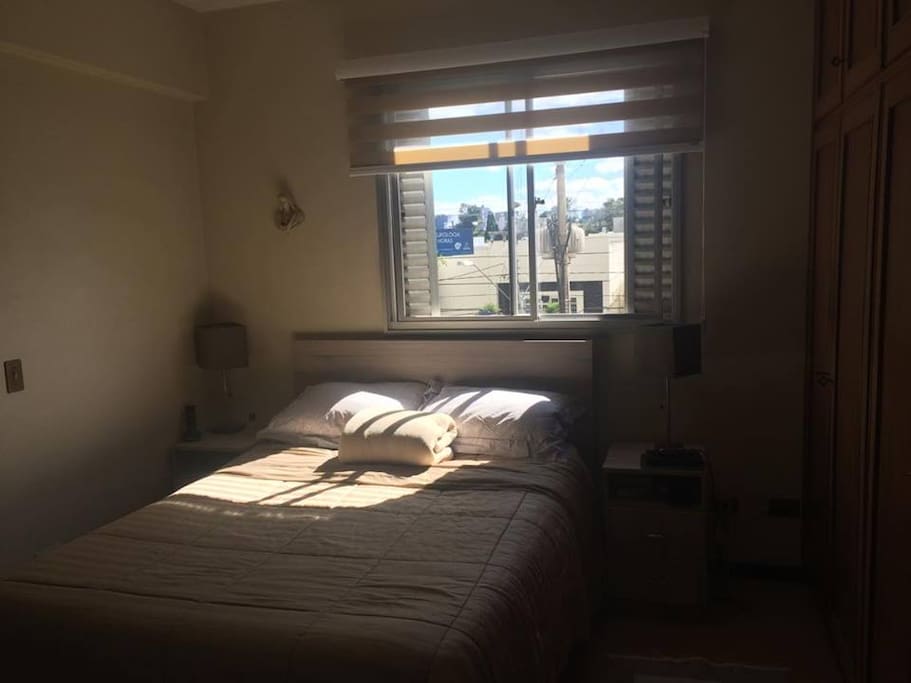 Quarto cama de casal