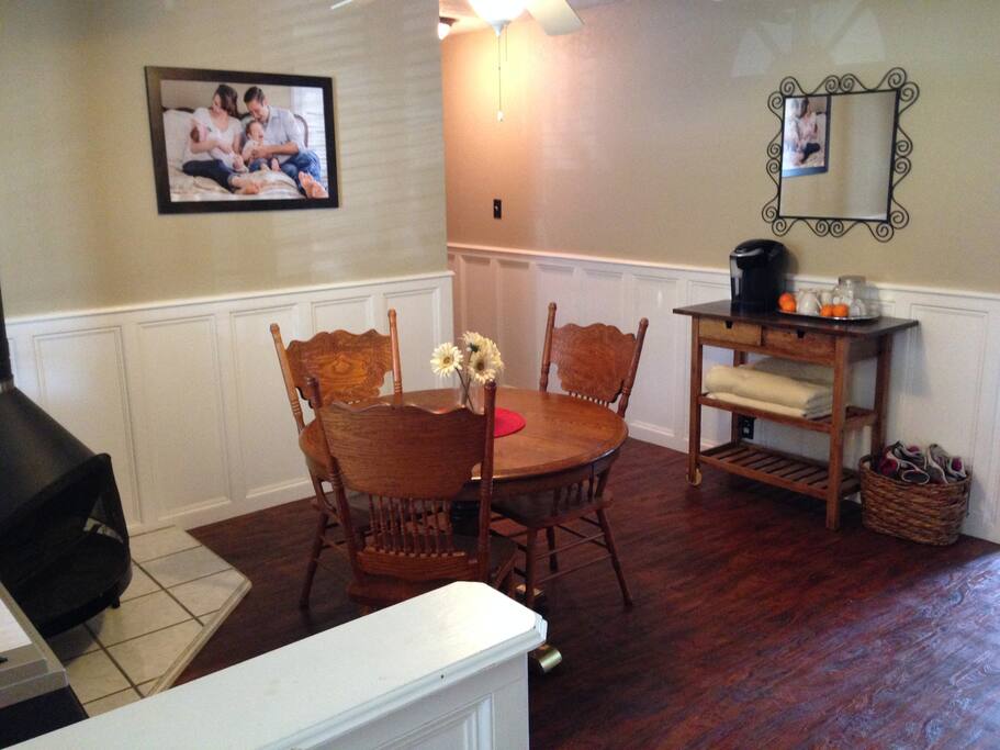 Foyer with breakfast area