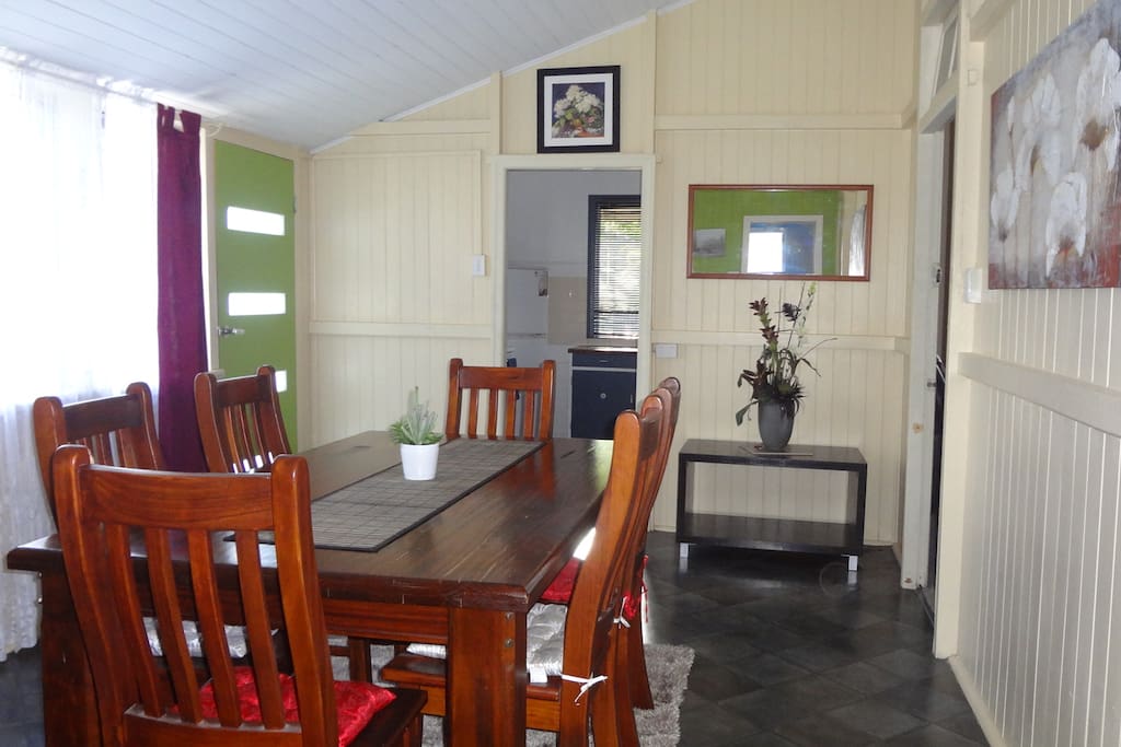 Dining Room has extra T.V.