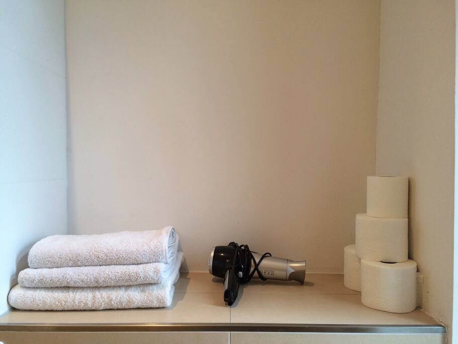 Always 3 towels.