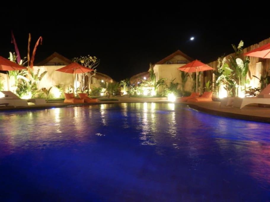 Swimming pool