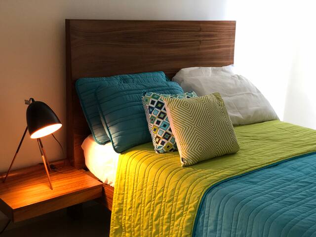 1 Paseo Lomas, caminando a la playa