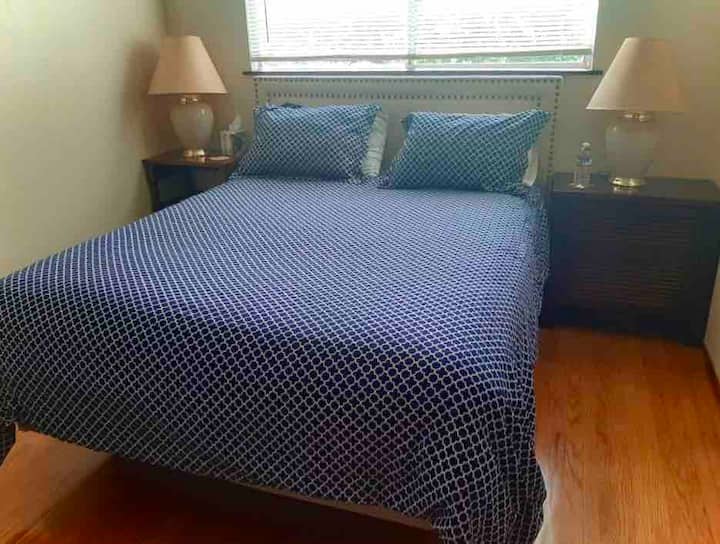 Second bedroom with queen bed for that perfect night sleep!

Each bedroom has night stands, work space and large closets and extra storage.

A space to relax, rest and get all your work done.  With high speed WiFi throughout the home.
