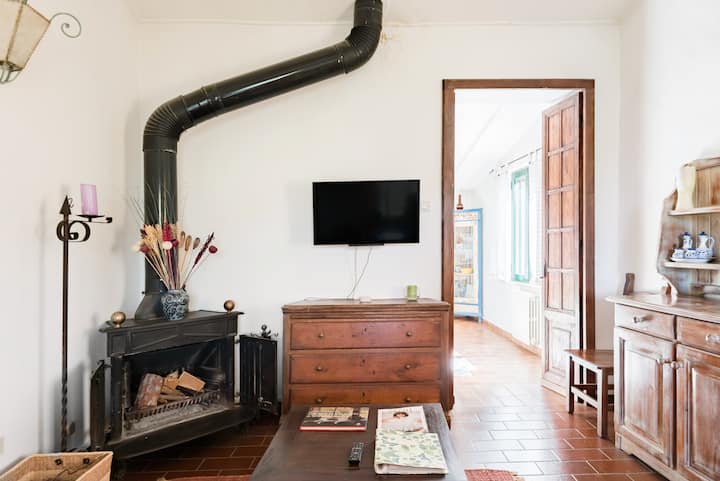 Minerva—romantic Nest On Mezzanine Of Restored Farmhouse - Umbria