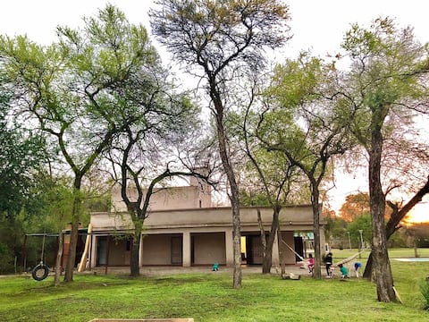 CasaMaco an indigenous environment 20' from the city.