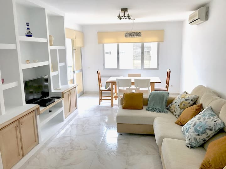 Bright Apartment In The Centre Of Fuengirola - Fuengirola