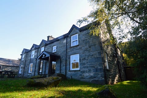 Bryn Engan - The Farmhouse