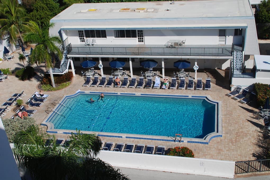 Heated pool