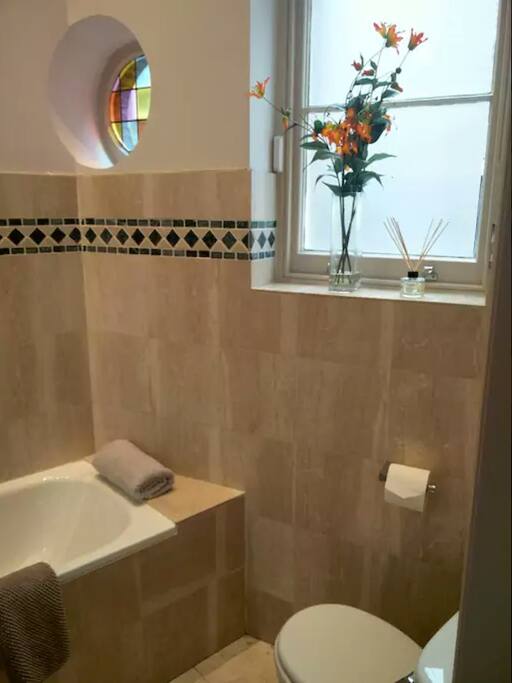 Private bathroom WITH shower