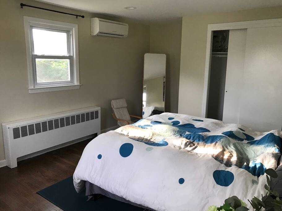 Private bedroom #1