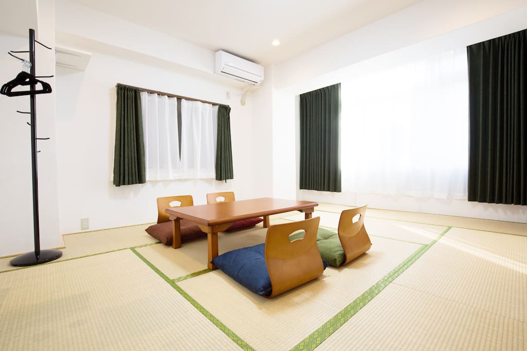 Room1