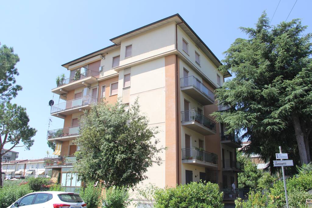 Il condominio e l'appartamento al 4° piano