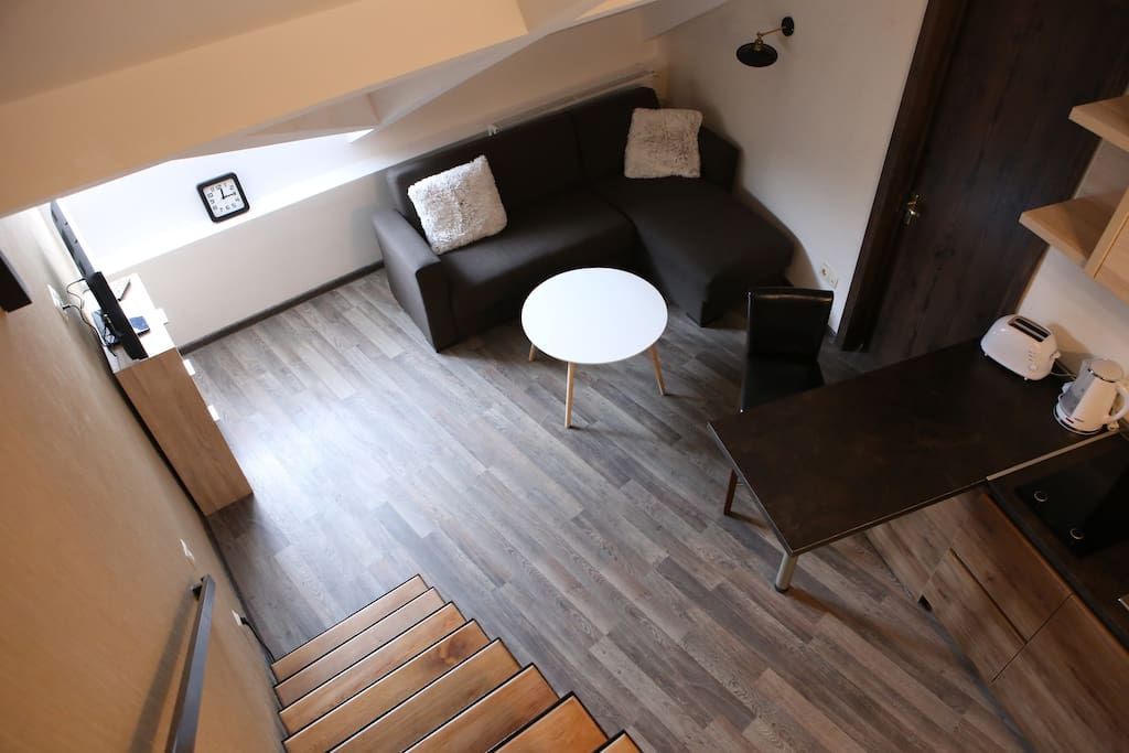 Leavingroom