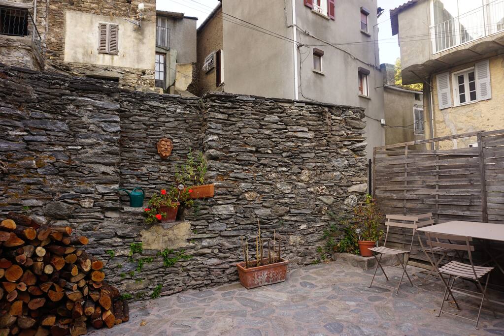 Terrasse du haut