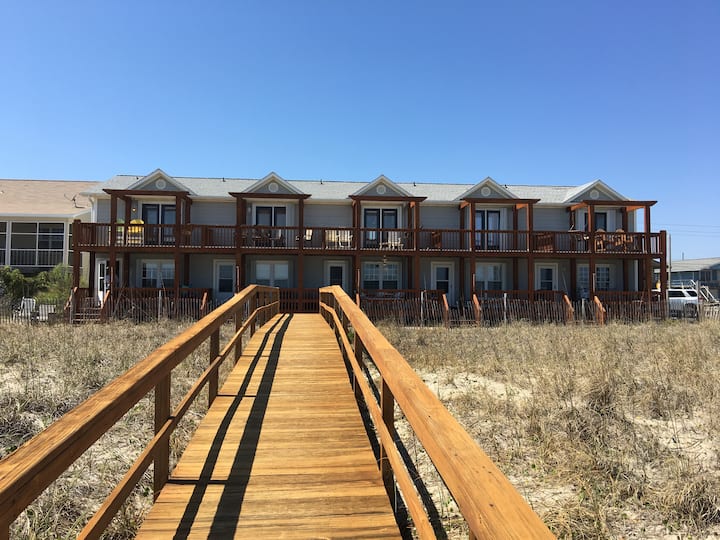 Ocean Breeze, Beautiful Ocean Front Townhome Townhouses for Rent in