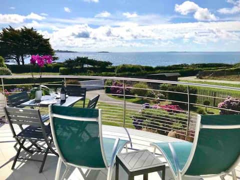 Successful Airbnb property: Waterfront vacation *** in Trégunc