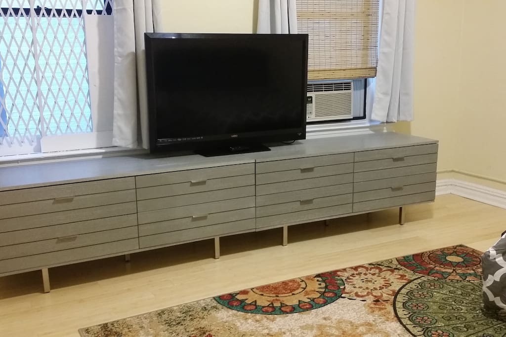 Gigantic, private room boasts tons of natural light, extensive chests of drawers, a brand new queen size bed with memory foam mattress, a 55" desk workspace, and a 44" HDTV with Hulu, Netflix, Pandora, Amazon Prime, and other digital entertainment platforms. 8,000 BTU air conditioner keeps the room cool and comfortable on even the hottest, most humid summer days.