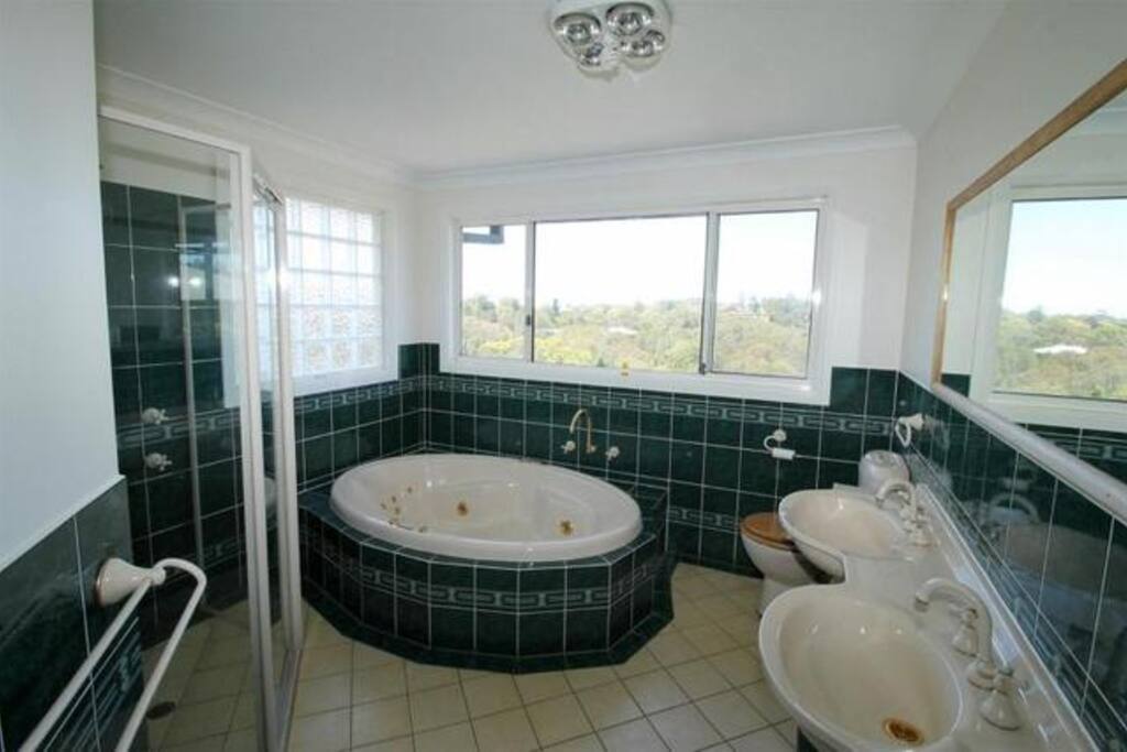 bathroom/toilet