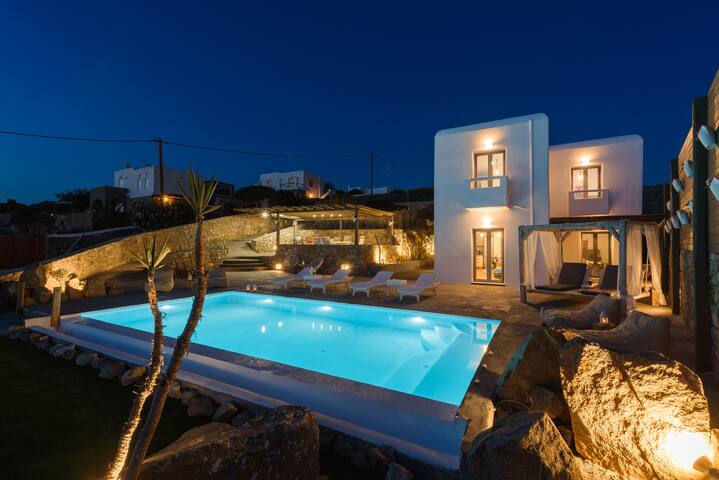 Cycladic Breeze Villa with Private Pool gallery image 2