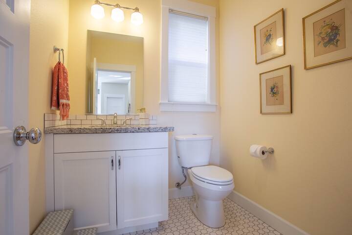 Woodstock Family Home gallery image 3