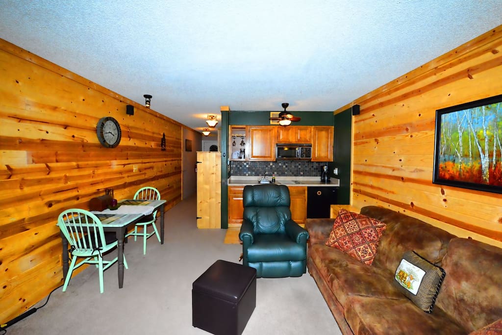 Canyon Creek Condo 204 - Cozy Cabins Real Estate, LLC