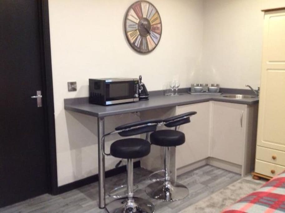 Kitchenette; fridge, microwave, tea & coffee.