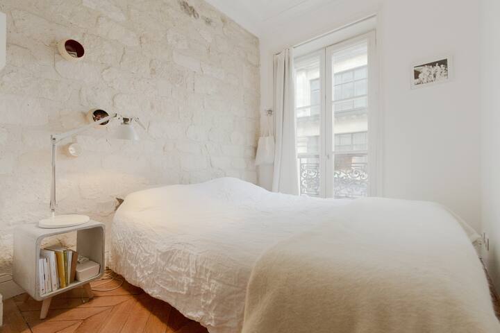 غرفة نوم الآباء.