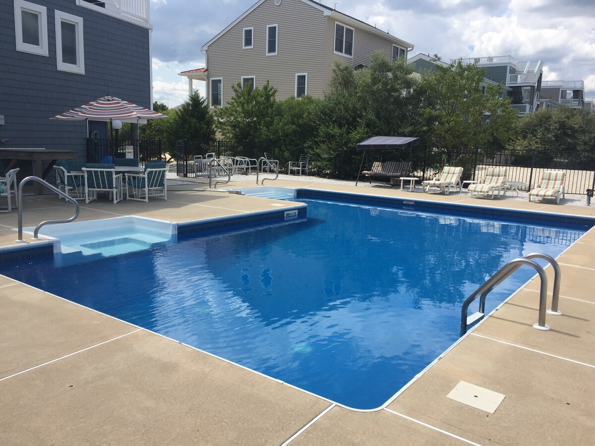 4 BEDROOM LBI HOME IN NORTH BEACH WITH POOL Houses for Rent in North