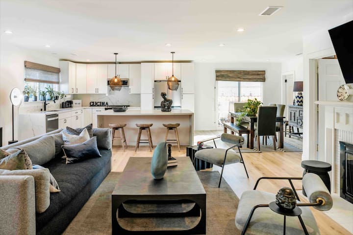 BOHO Luxury 3bd Homestead Oasis w/ Farm & Gardens