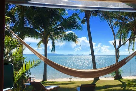 Nibbana Bungalow Deluxe Beach Front & Sea View