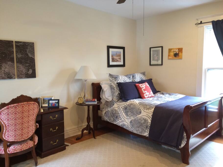 Second bedroom with queen bed. Space to comfortably set up a queen air mattress (available upon request). Sleeps 2-4 depending on your needs.